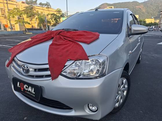TOYOTA ETIOS 1.5 XS SEDAN 16V FLEX 4P MANUAL